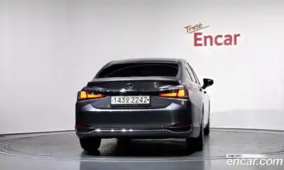 Lexus ES 2021 2.5 Автомат в Москве № 167999, миниатюра 4