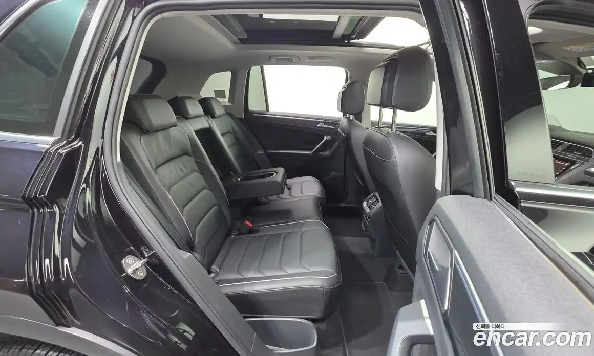 Volkswagen Tiguan 2022 2.0 Автомат в Москве № 168533, фото 19