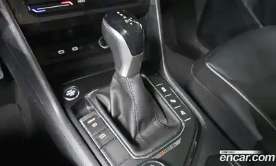 Volkswagen Tiguan 2022 2.0 Автомат в Москве № 168533, миниатюра 9