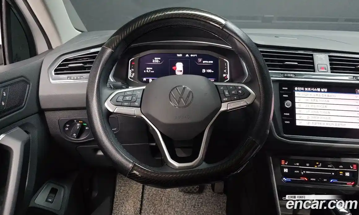 Volkswagen Tiguan 2023 2.0 Автомат в Москве № 168700, фото 11