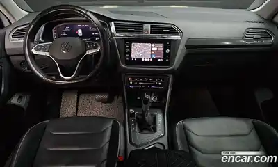 Volkswagen Tiguan 2023 2.0 Автомат в Москве № 168700, миниатюра 12