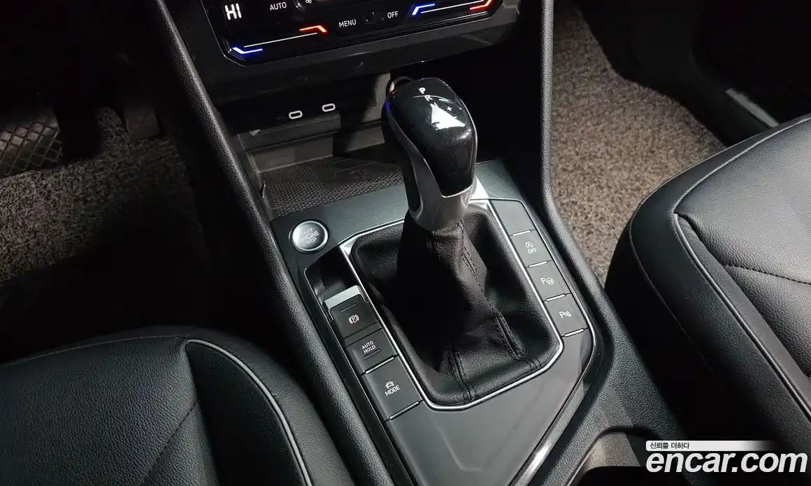 Volkswagen Tiguan 2023 2.0 Автомат в Москве № 168700, фото 6