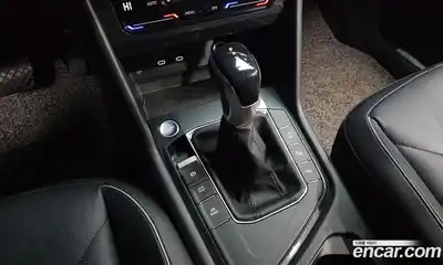 Volkswagen Tiguan 2023 2.0 Автомат в Москве № 168700, миниатюра 6