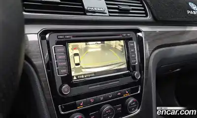 Volkswagen Passat 2018 2.0 Автомат в Москве № 168870, миниатюра 11