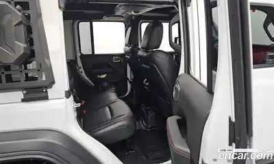 Jeep Wrangler 2023 2.0 Автомат в Москве № 169354, миниатюра 3