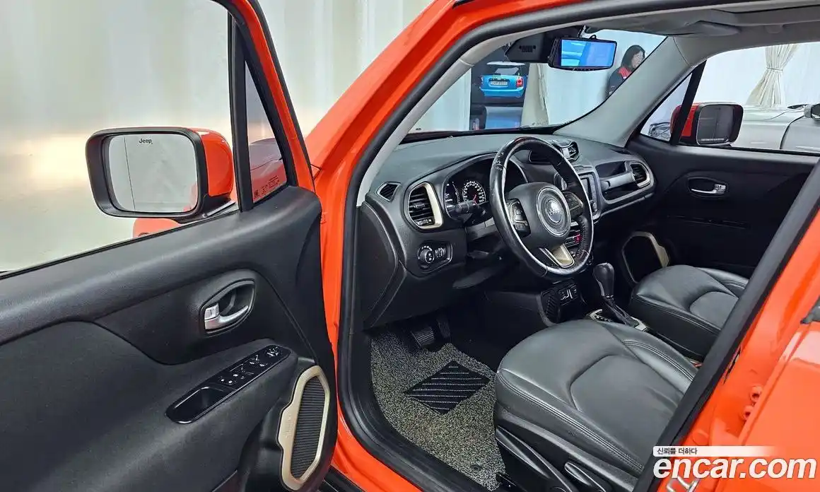 Jeep Renegade 2016 2.4 Автомат в Москве № 169888, фото 6