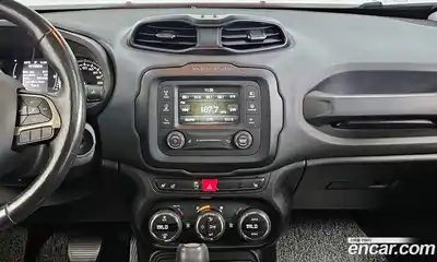 Jeep Renegade 2016 2.4 Автомат в Москве № 169888, миниатюра 8