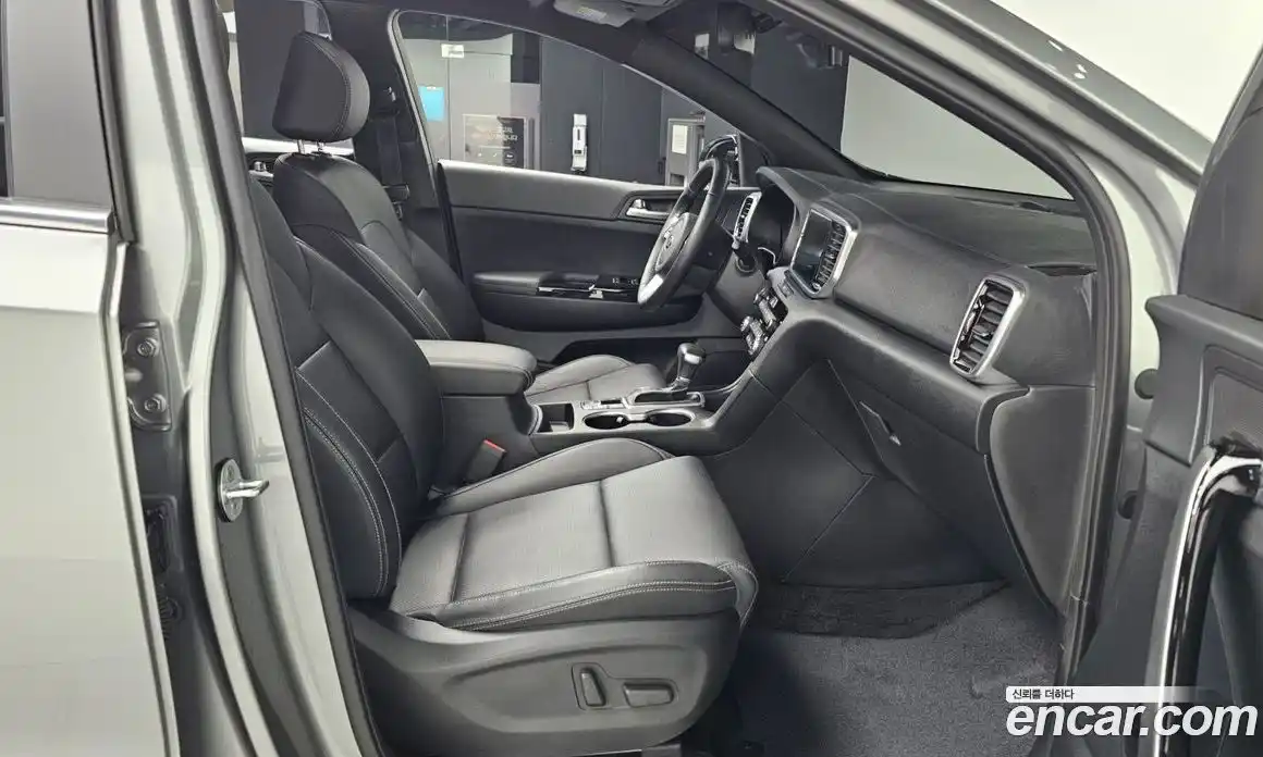 Kia Sportage 2020 2.0 Автомат в Москве № 16992, фото 11