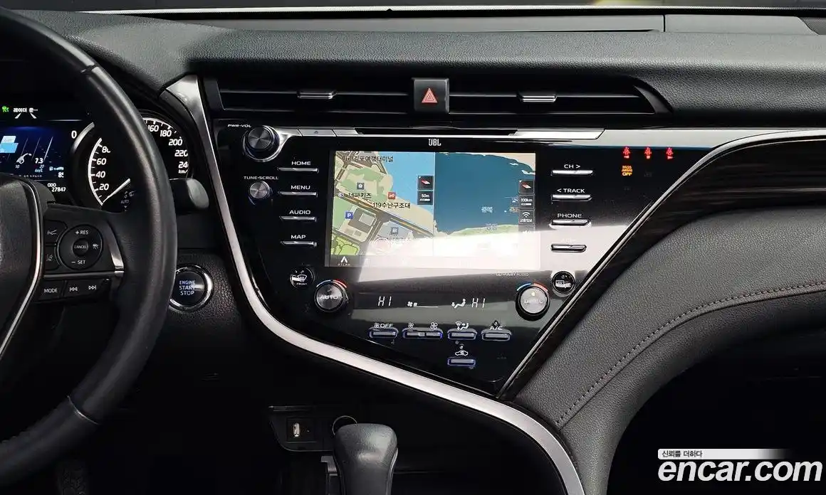 Toyota Camry 2019 2.5 Автомат в Москве № 170153, фото 16