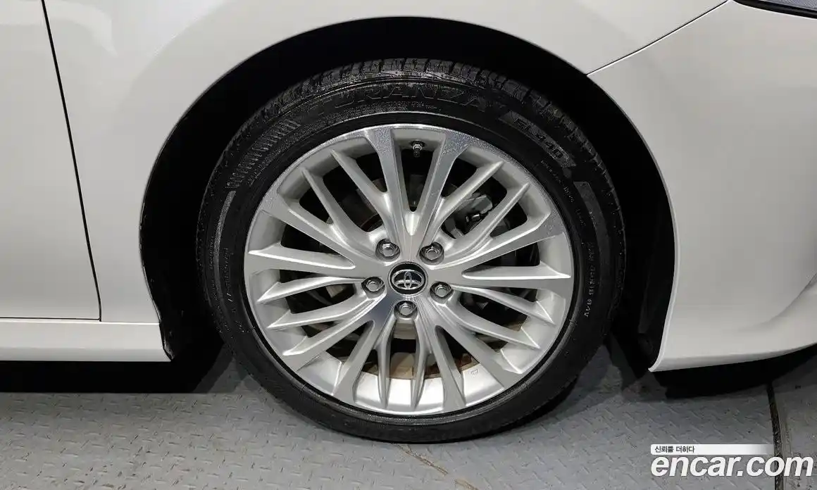 Toyota Camry 2019 2.5 Автомат в Москве № 170153, фото 5