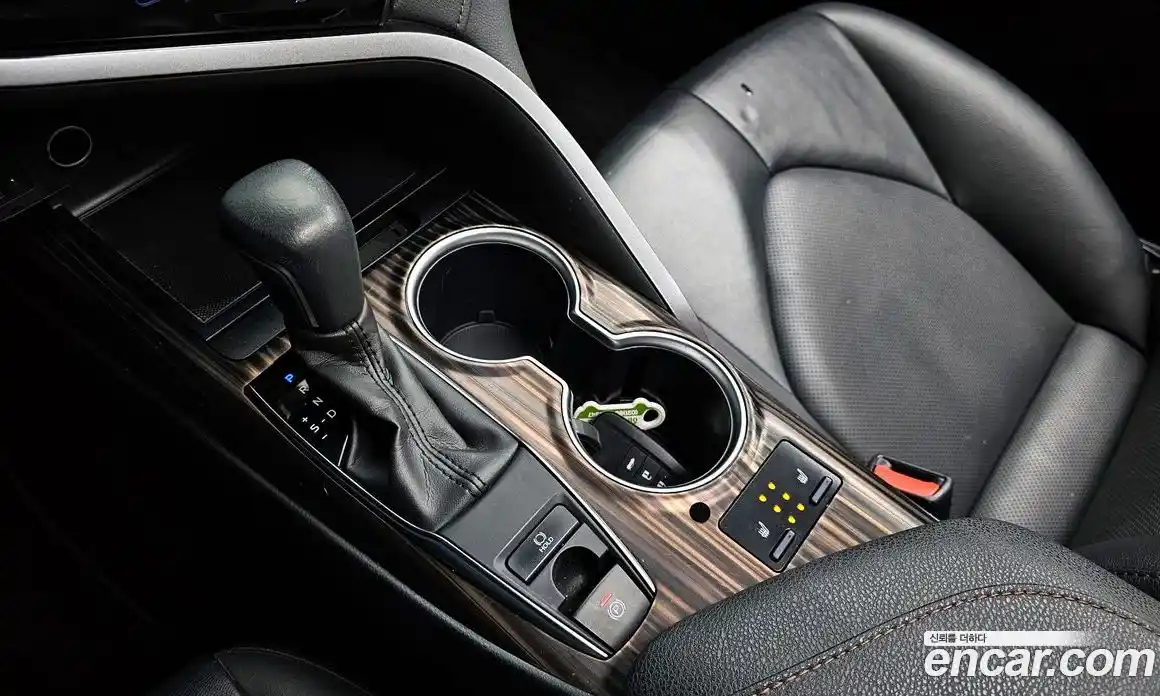 Toyota Camry 2019 2.5 Автомат в Москве № 170153, фото 9