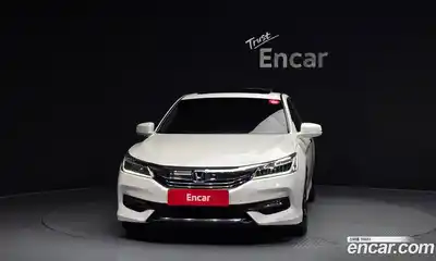 Honda Accord 2016 2.4 Автомат в Москве № 170513, миниатюра 3