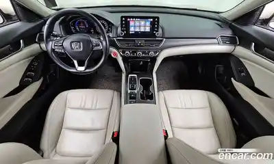 Honda Accord 2018 2.0 Автомат в Москве № 170526, миниатюра 11