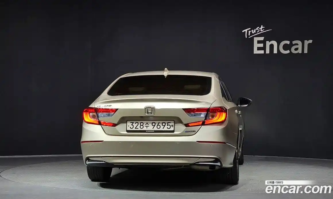 Honda Accord 2018 2.0 Автомат в Москве № 170526, фото 17