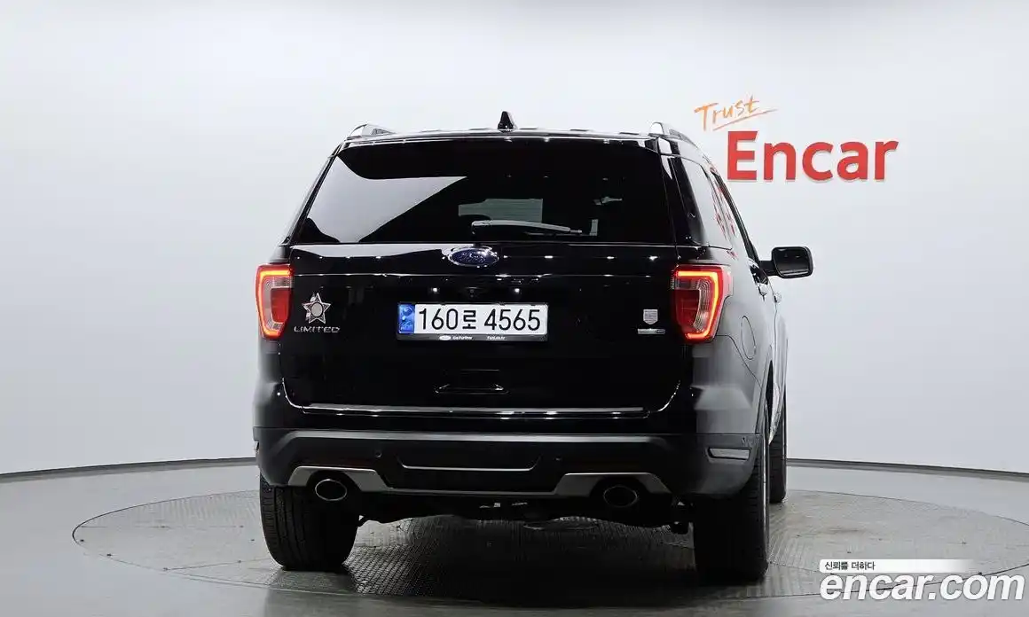 Ford Explorer 2019 2.3 Автомат в Москве № 170919, фото 13