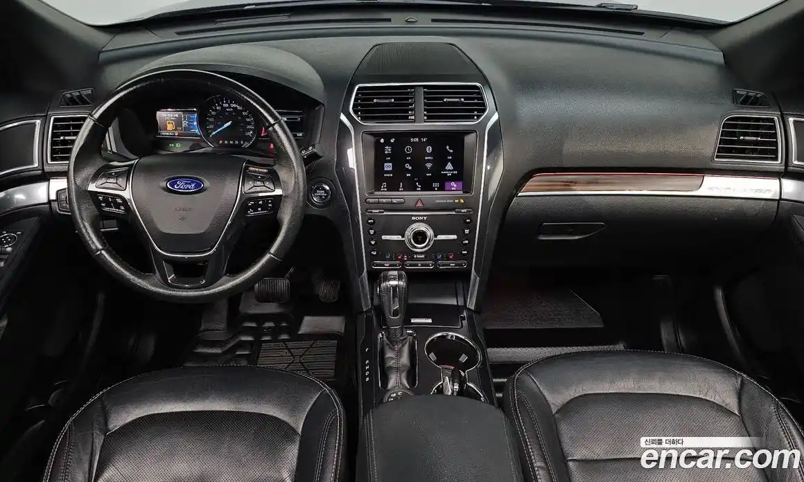 Ford Explorer 2019 2.3 Автомат в Москве № 170919, фото 16