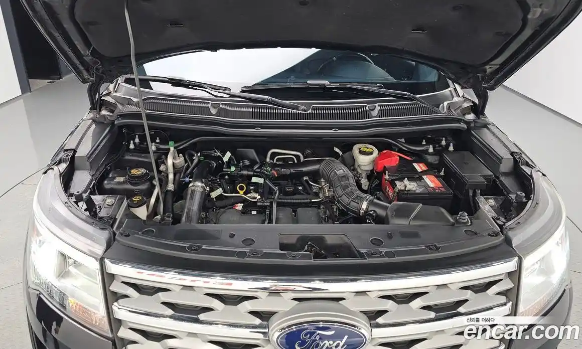 Ford Explorer 2019 2.3 Автомат в Москве № 170919, фото 9