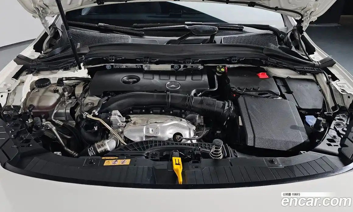 Mercedes-Benz GLA-Class 2022 2.0 Автомат в Москве № 173329, фото 14