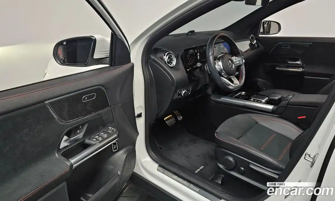 Mercedes-Benz GLA-Class 2022 2.0 Автомат в Москве № 173329, фото 8