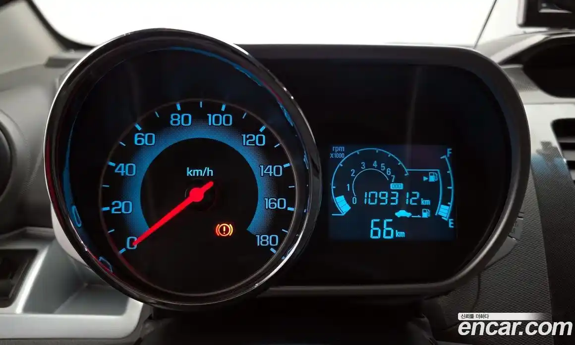 Chevrolet Spark 2014 1.0 Автомат в Москве № 173916, фото 12