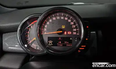 Mini Cooper 2014 1.5 Автомат в Москве № 179659, миниатюра 4