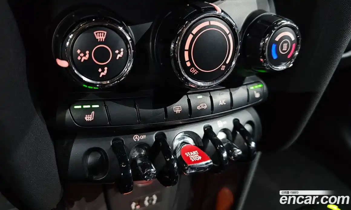 Mini Cooper 2014 1.5 Автомат в Москве № 179659, фото 9