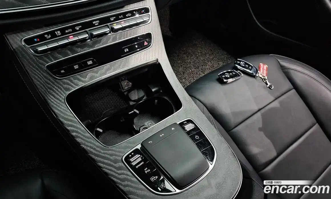 Mercedes-Benz E-Class 2021 2.0 Автомат в Москве № 179816, фото 10