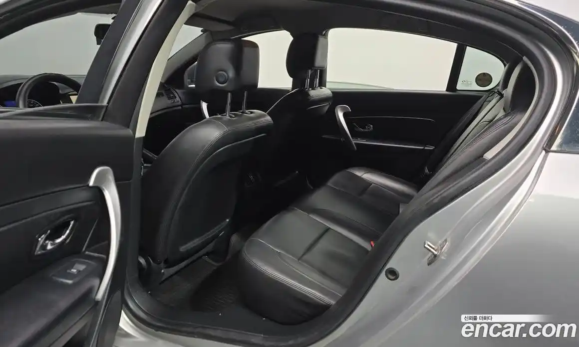 Renault SM5 2016 2.0 Автомат в Москве № 182743, фото 1