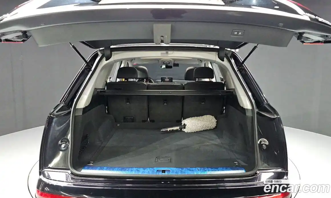 Audi Q7 2019 2.0 Автомат в Москве № 183614, фото 12