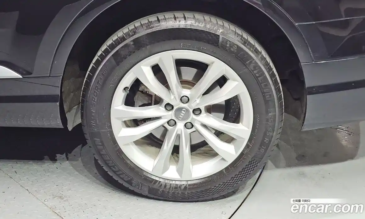 Audi Q7 2019 2.0 Автомат в Москве № 183614, фото 19