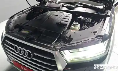 Audi Q7 2019 2.0 Автомат в Москве № 183614, миниатюра 2