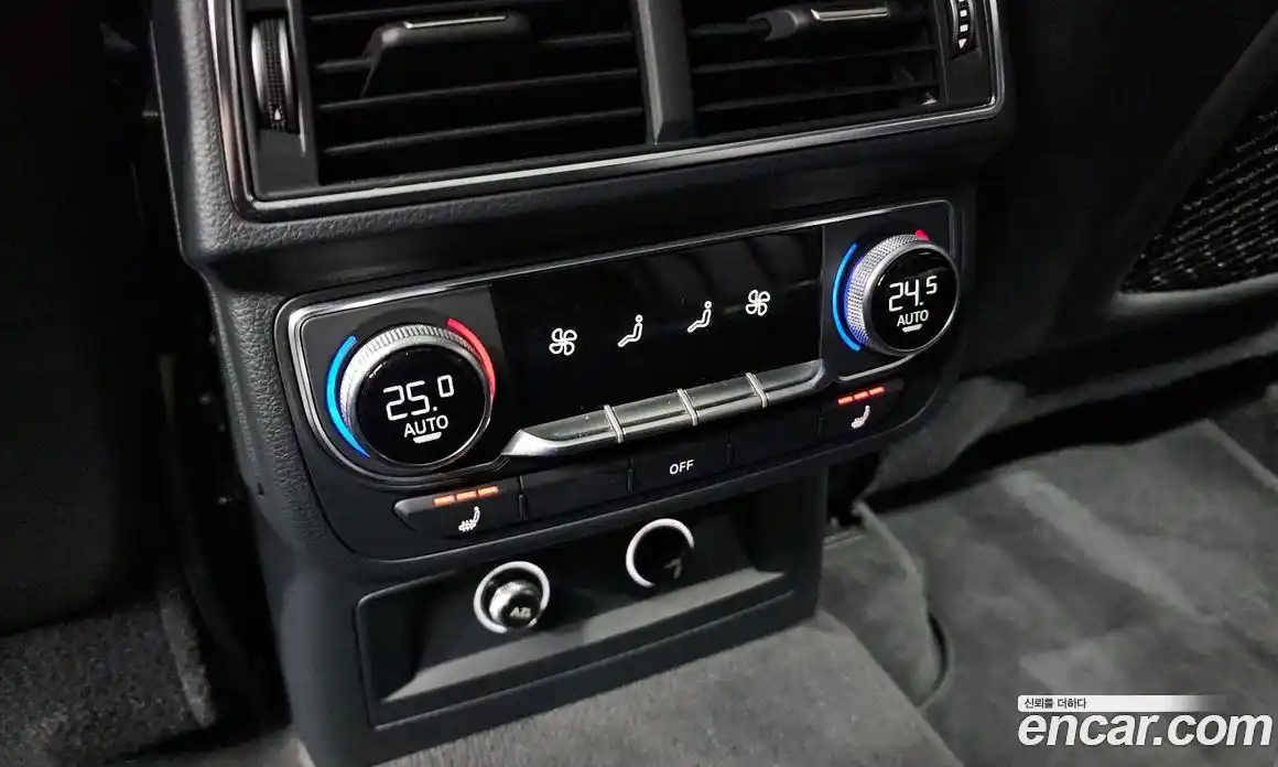 Audi Q7 2019 2.0 Автомат в Москве № 183614, фото 10