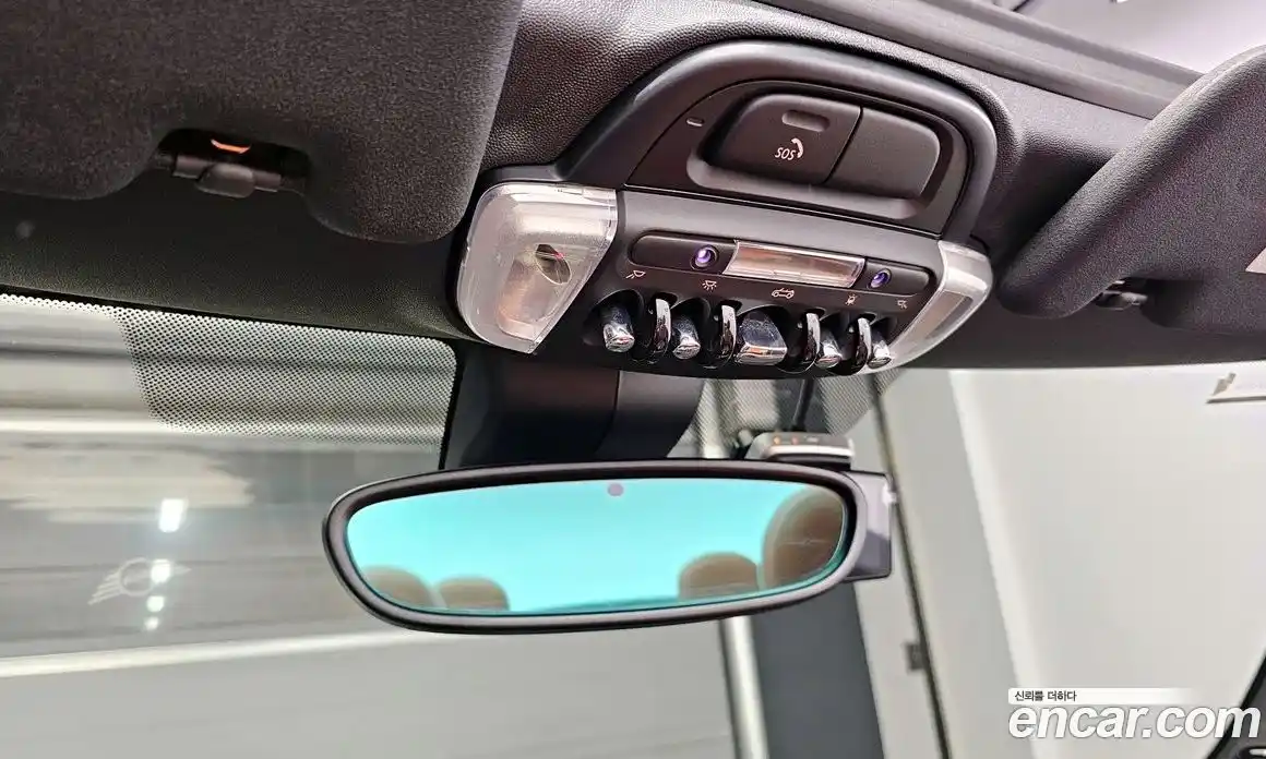 Mini Cooper Convertible 2024 2.0 Автомат в Москве № 186994, фото 18