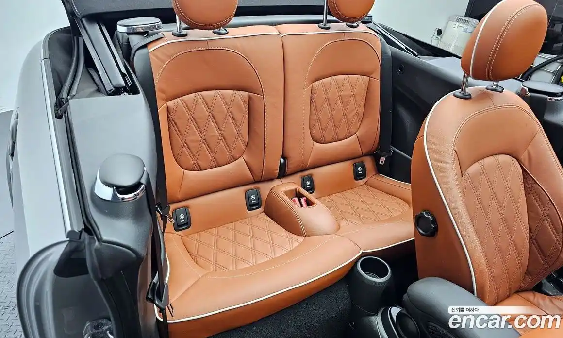 Mini Cooper Convertible 2024 2.0 Автомат в Москве № 186994, фото 19