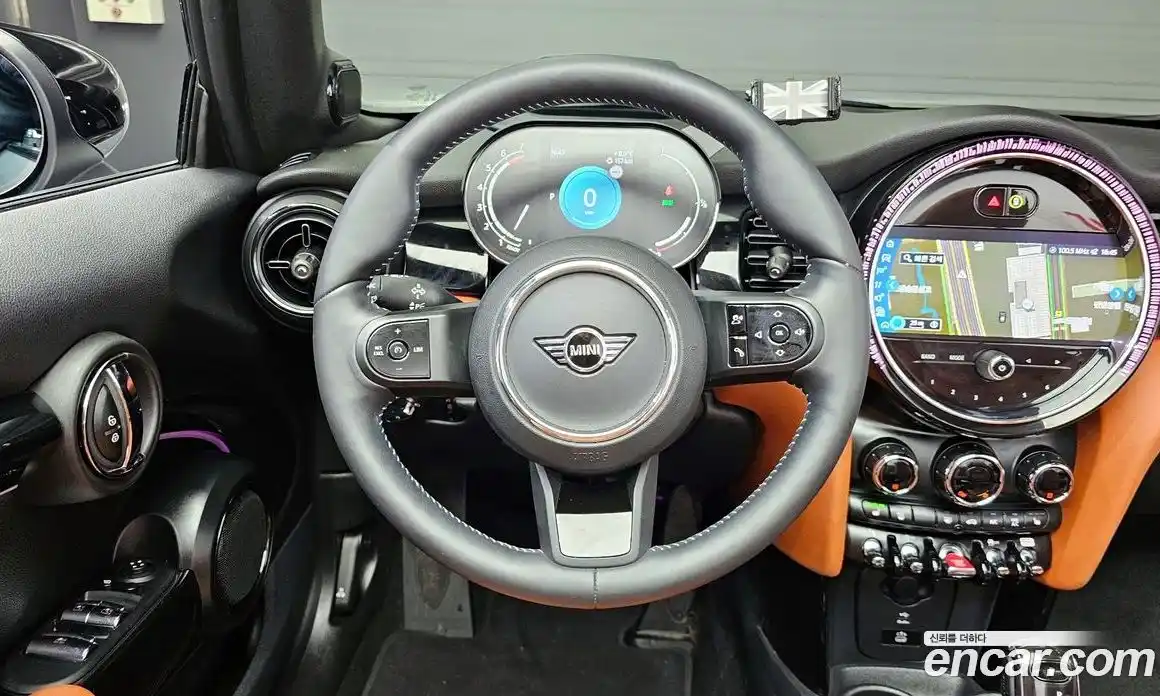 Mini Cooper Convertible 2024 2.0 Автомат в Москве № 186994, фото 20