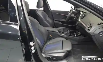 BMW 1-Series 2024 2.0 Автомат в Москве № 187565, миниатюра 2