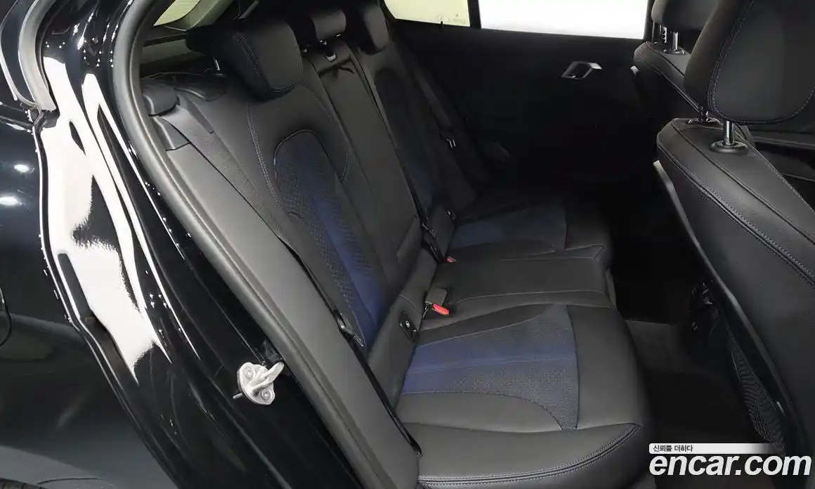 BMW 1-Series 2024 2.0 Автомат в Москве № 187565, фото 6