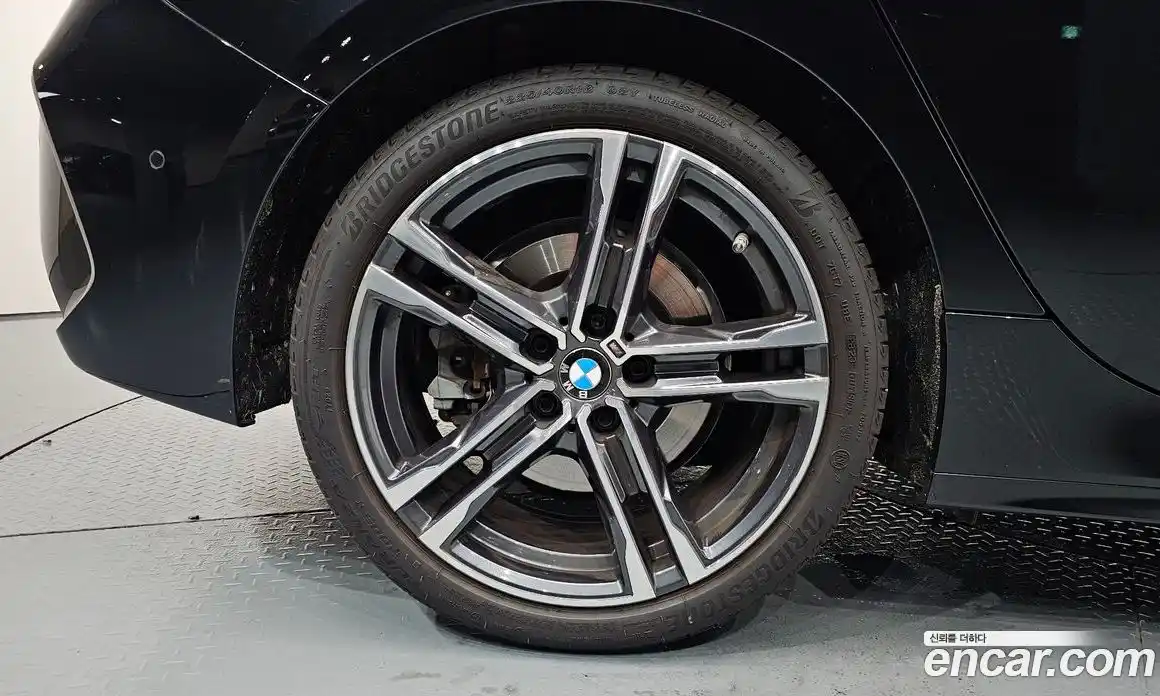 BMW 1-Series 2024 2.0 Автомат в Москве № 187565, фото 10