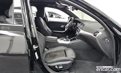 BMW 3-Series 2022 2.0 Автомат в Москве № 189466, миниатюра 2