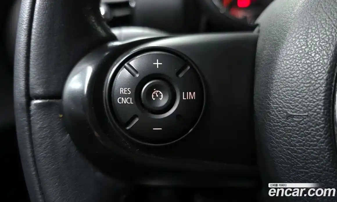 Mini Clubman 2018 2.0 Автомат в Москве № 189960, фото 17