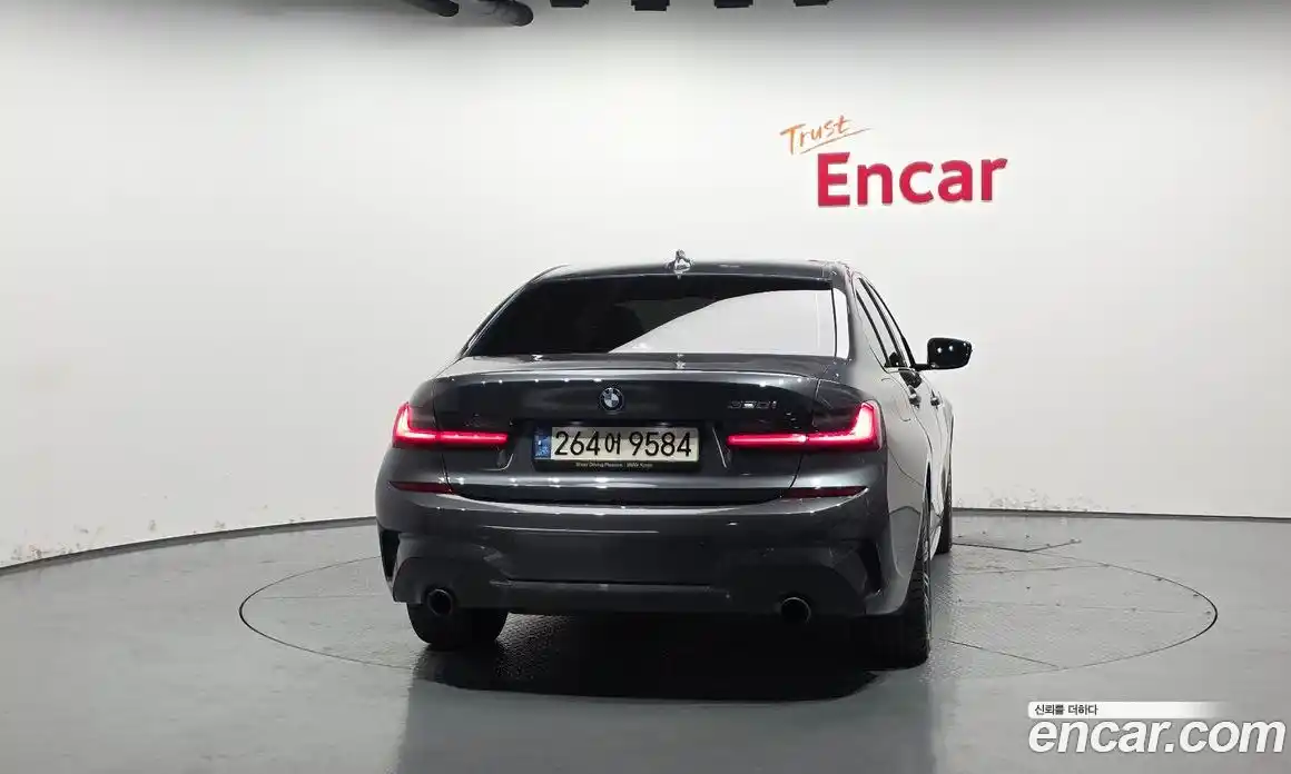 BMW 3-Series 2022 2.0 Автомат в Москве № 191188, фото 3