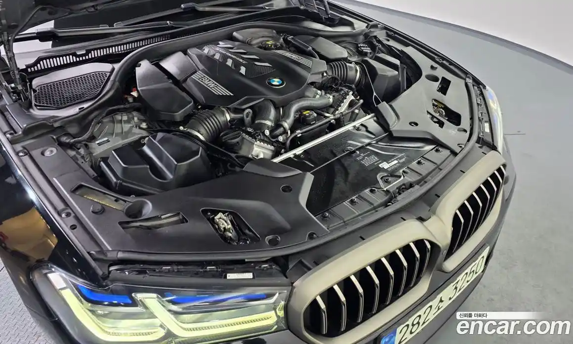 BMW 5-Series 2021 4.4 Автомат в Москве № 192025, фото 15