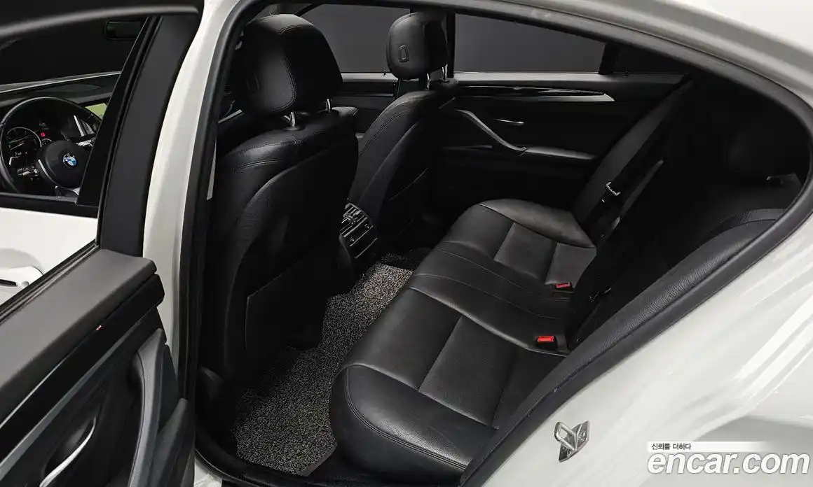 BMW 5-Series 2016 3.0 Автомат в Москве № 192970, фото 12