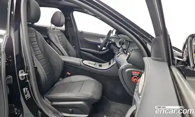 Mercedes-Benz E-Class 2022 2.0 Автомат в Москве № 193826, миниатюра 5