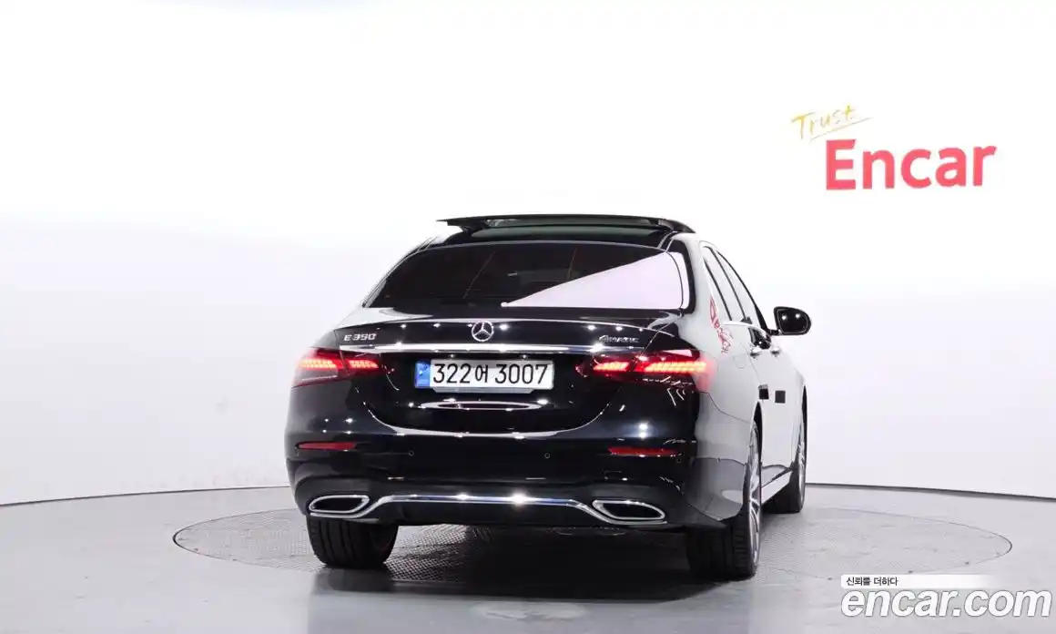 Mercedes-Benz E-Class 2022 2.0 Автомат в Москве № 193826, фото 6