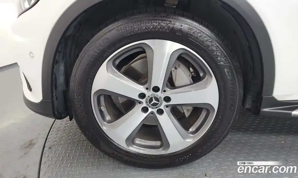 Mercedes-Benz GLC-Class 2019 2.0 Автомат в Москве № 194162, фото 4