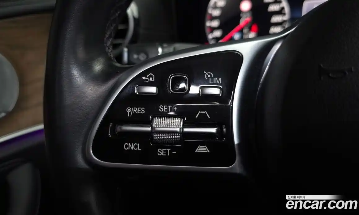 Mercedes-Benz E-Class 2020 2.0 Автомат в Москве № 195103, фото 14