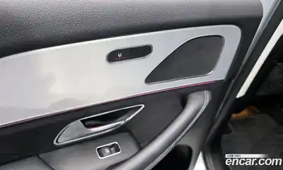 Mercedes-Benz GLE-Class 2020 1.9 Автомат в Москве № 195297, миниатюра 2