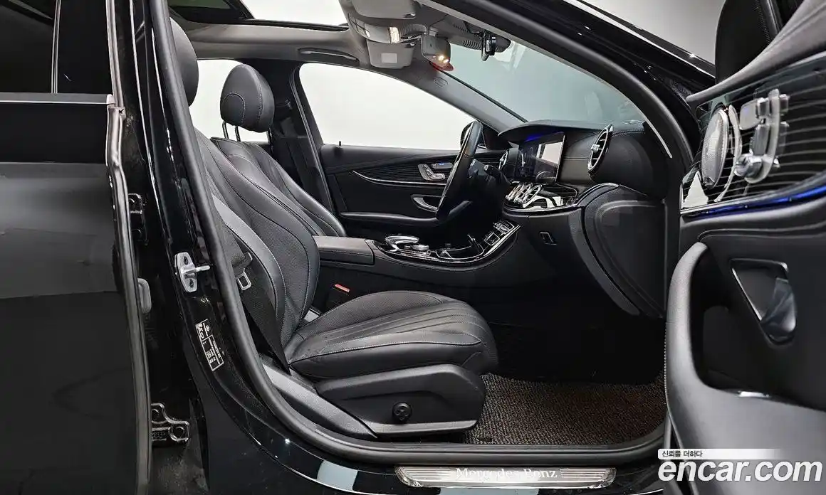 Mercedes-Benz E-Class 2020 3.0 Автомат в Москве № 195501, фото 4