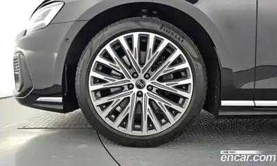 Audi A8 2023 3.0 Автомат в Москве № 196045, миниатюра 2